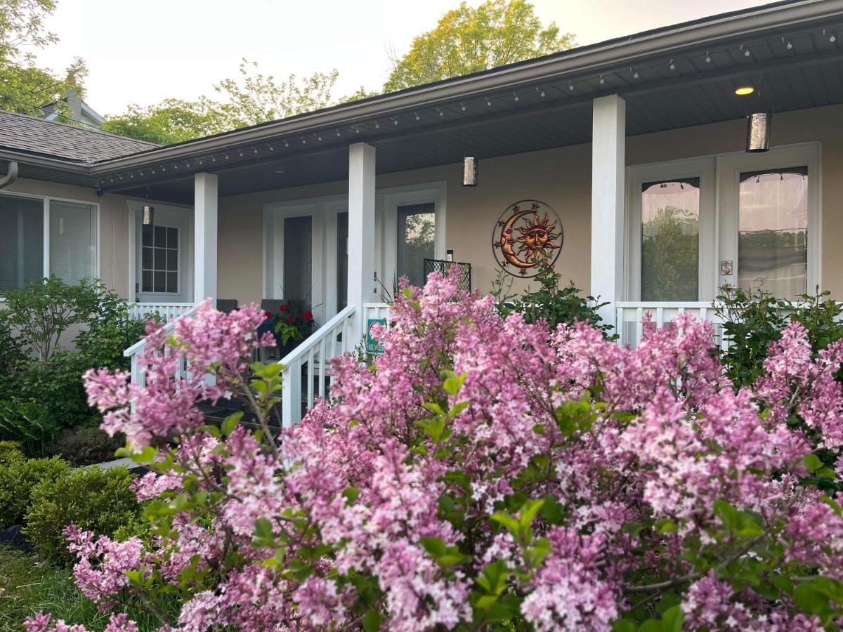 Niagara-on-the-Lake Summer Solstice Bed & Breakfast المظهر الخارجي الصورة